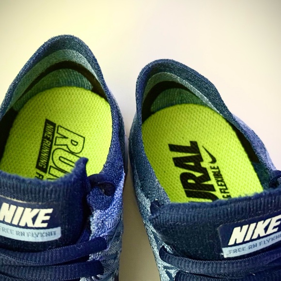 Nike FREE RN FLYKNIT Oceanfog, Navy, Blue Men Size 7 , Wonens 8.5 880843-402 - Picture 14 of 16